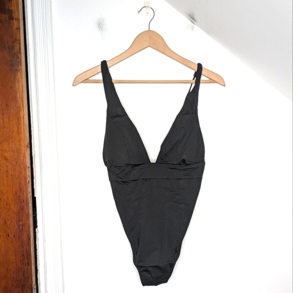 ANDIE SWIM Sardinia One Piece Bathing Suit Swimsuit Black NEW Size S - Picture 1 of 8